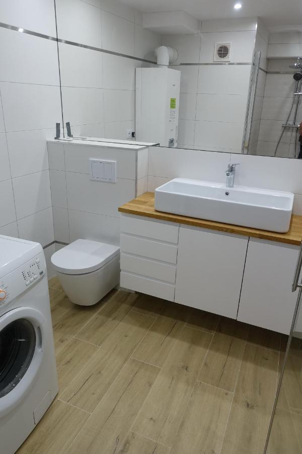 Three Rooms Apartment Kraków Zewnętrze zdjęcie